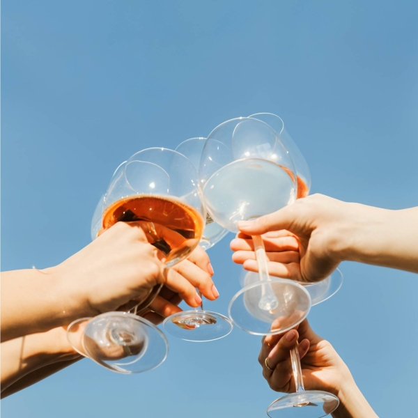 Les Boissons - Bar à Cocktail Marseille - Cave à Vin Marseille -Le Yachting - restaurant Marseille - Bar a Cocktail Marseille